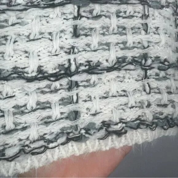 Sioni Knit Button Front Cardigan Size L - Picture 6 of 9